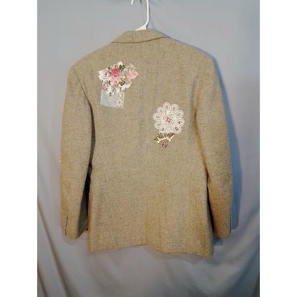 Gray Jacket With Patch Work. - image 4